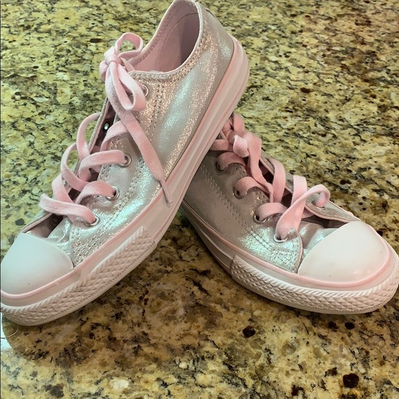 silver and pink converse